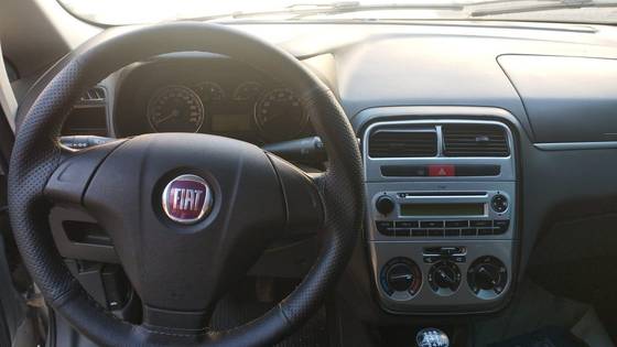 FIAT PUNTO 1.4 ELX 8V FLEX 4P MANUAL FIAT PUNTO 1.4 ELX 8V FLEX 4P MANUAL